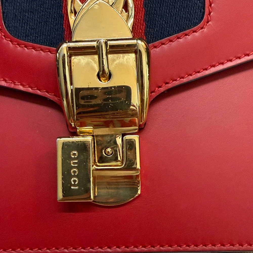 ***SOLD*** GUCCI Calfskin Small Sylvie Shoulder Bag w\COA - Picture 14 of 16